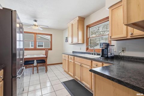 Tiny photo for 8114 9TH Street W, Rock Island, IL 61201 (MLS # QC4269670)