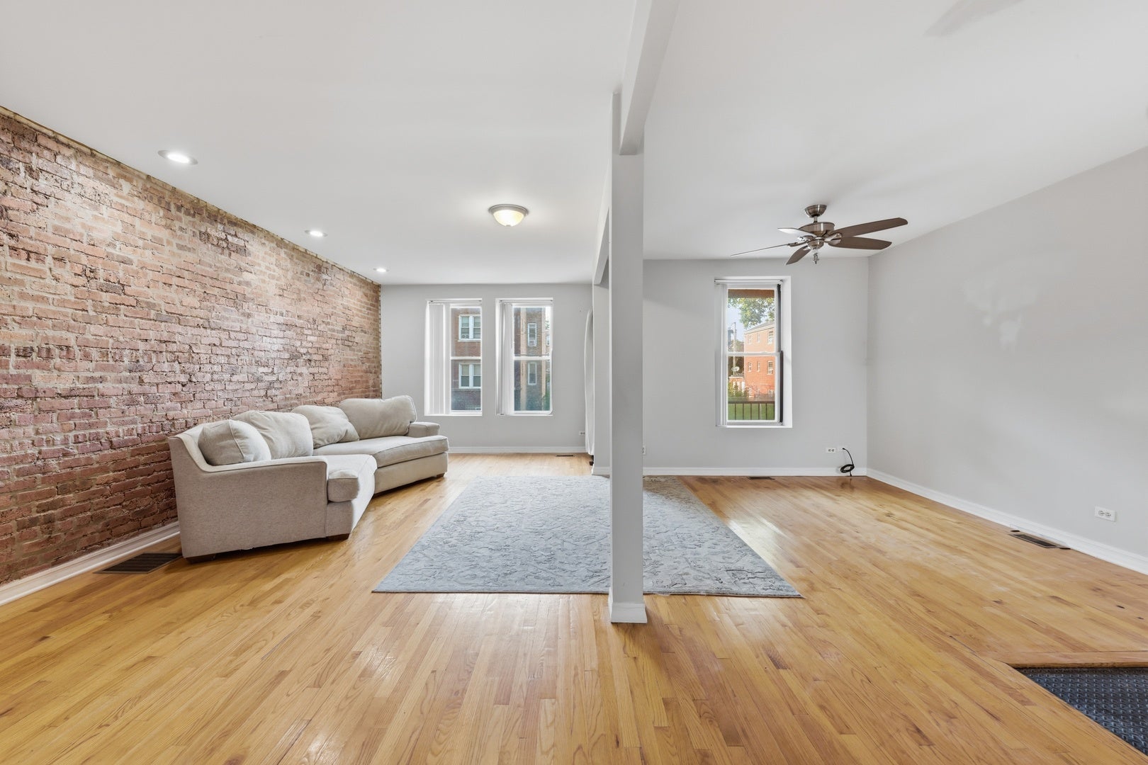 1425 E 68th Street 1
