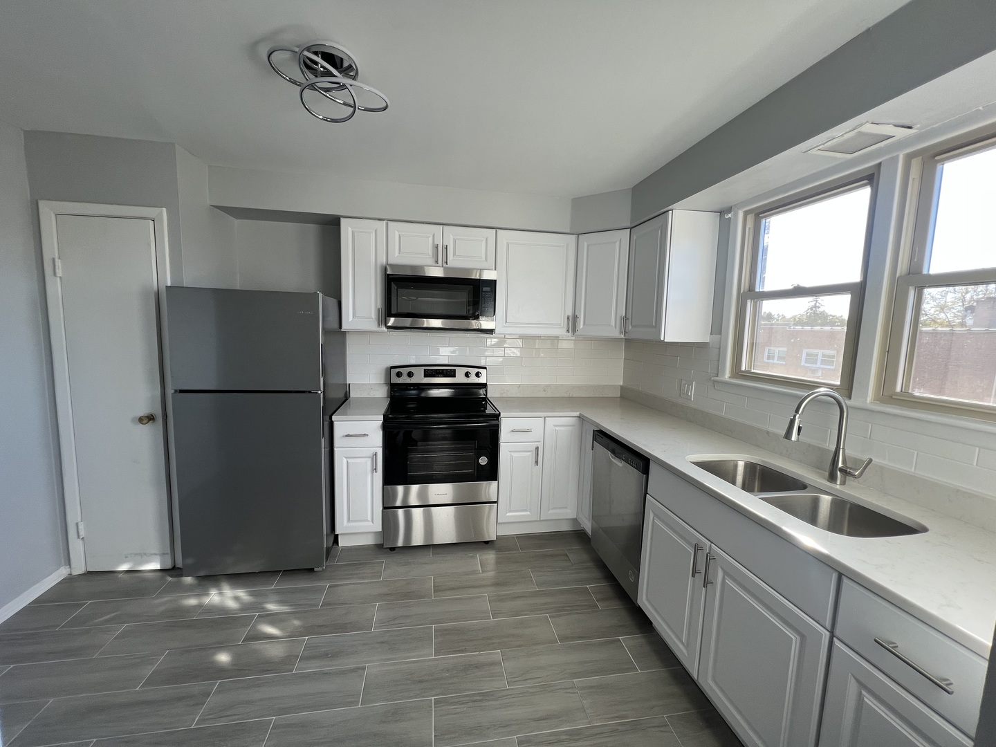 8644 Skokie Boulevard
