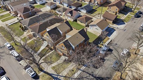Tiny photo for 5400 S Nashville Avenue, Chicago, IL 60638 (MLS # 12573440)