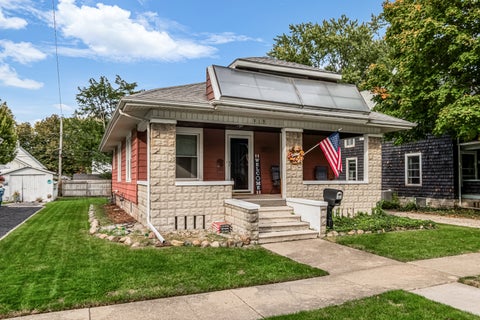 Tiny photo for 919 E Washington Street, Pontiac, IL 61764 (MLS # 12780008)