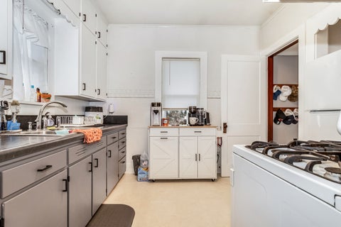 Tiny photo for 919 E Washington Street, Pontiac, IL 61764 (MLS # 12780008)