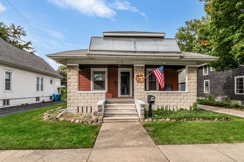 Tiny photo for 919 E Washington Street, Pontiac, IL 61764 (MLS # 12780008)