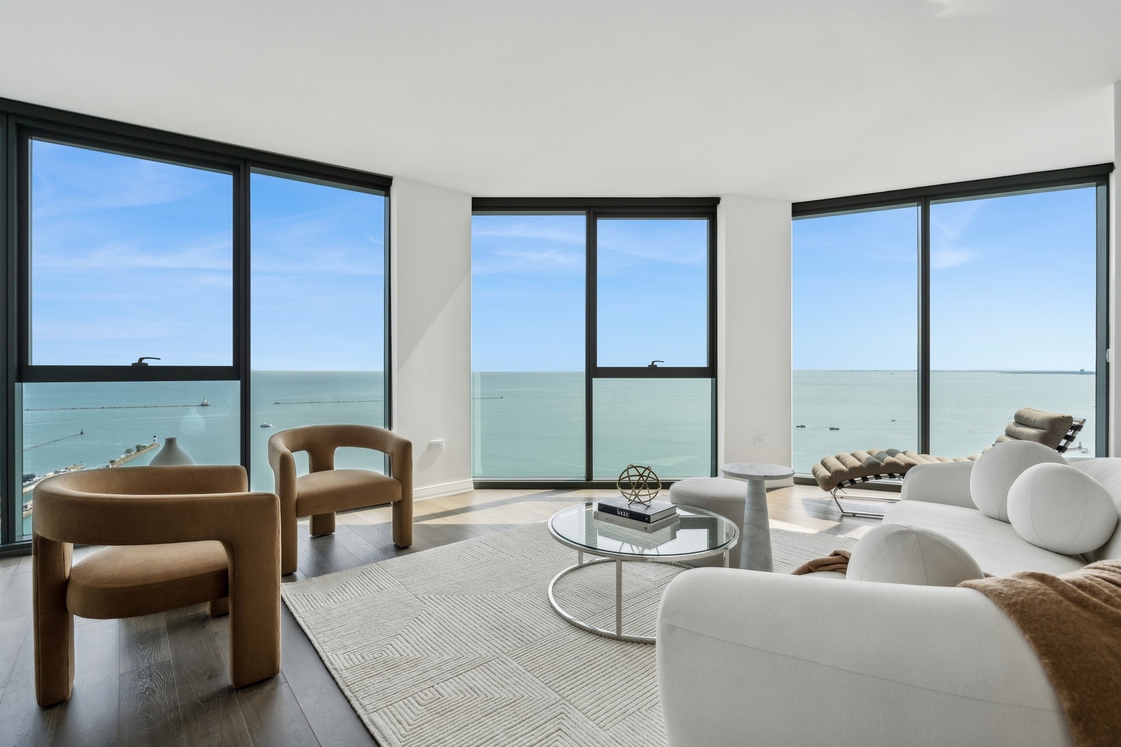 211 N Harbor Drive 3302