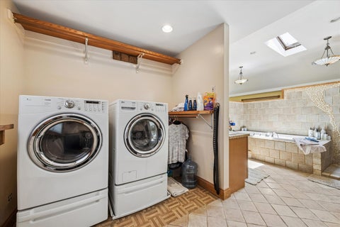Tiny photo for 204 E 32ND Street, Chicago, IL 60616 (MLS # 12714208)