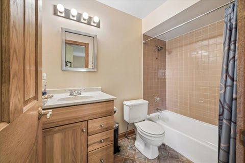 Tiny photo for 204 E 32ND Street, Chicago, IL 60616 (MLS # 12714208)