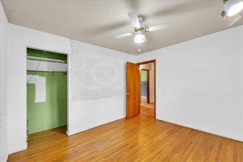 Tiny photo for 10 Park Lawn Street, Paxton, IL 60957 (MLS # 12398250)