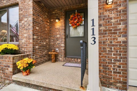 Tiny photo for 113 Manor Circle, Bloomington, IL 61704 (MLS # 12771374)