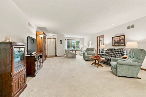 Tiny photo for 113 Manor Circle, Bloomington, IL 61704 (MLS # 12771374)