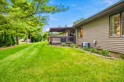 Tiny photo for 113 Manor Circle, Bloomington, IL 61704 (MLS # 12771374)