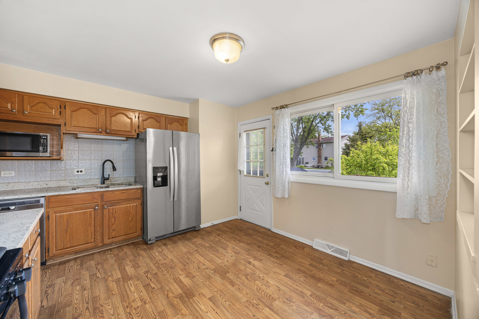 1410 W Jo Ann Lane