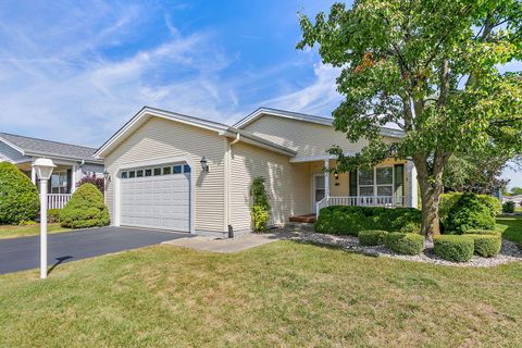 Tiny photo for 115 Hunter Court, Grayslake, IL 60030 (MLS # 12492179)