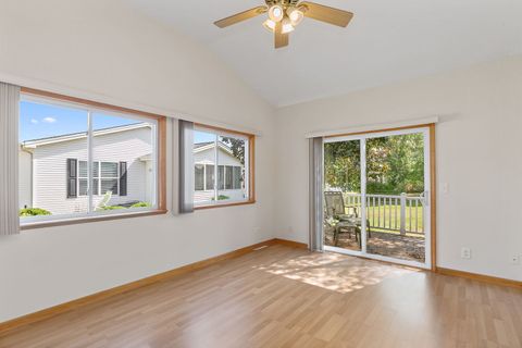 Tiny photo for 115 Hunter Court, Grayslake, IL 60030 (MLS # 12492179)