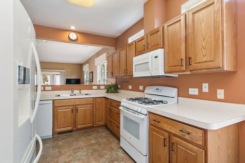 Tiny photo for 115 Hunter Court, Grayslake, IL 60030 (MLS # 12492179)