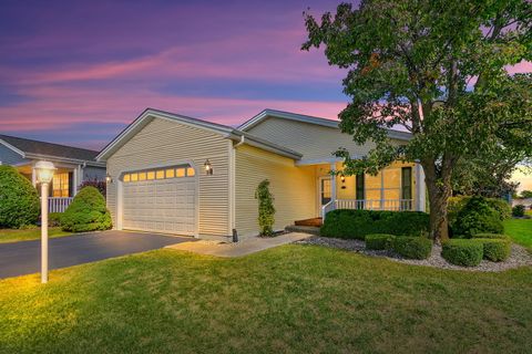 Tiny photo for 115 Hunter Court, Grayslake, IL 60030 (MLS # 12492179)