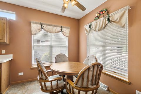 Tiny photo for 115 Hunter Court, Grayslake, IL 60030 (MLS # 12492179)