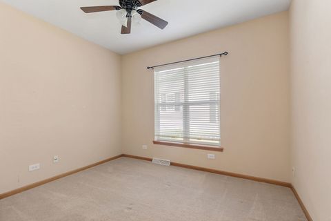 Tiny photo for 115 Hunter Court, Grayslake, IL 60030 (MLS # 12492179)