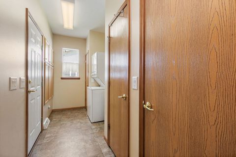 Tiny photo for 115 Hunter Court, Grayslake, IL 60030 (MLS # 12492179)