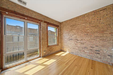 Tiny photo for 1221 W Greenleaf Avenue #3S, Chicago, IL 60626 (MLS # 12725213)
