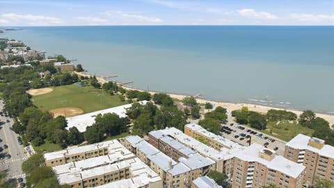 Tiny photo for 1221 W Greenleaf Avenue #3S, Chicago, IL 60626 (MLS # 12725213)