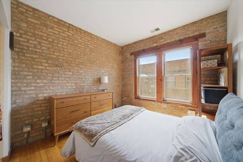 Tiny photo for 1221 W Greenleaf Avenue #3S, Chicago, IL 60626 (MLS # 12725213)