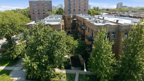 Tiny photo for 1221 W Greenleaf Avenue #3S, Chicago, IL 60626 (MLS # 12725213)