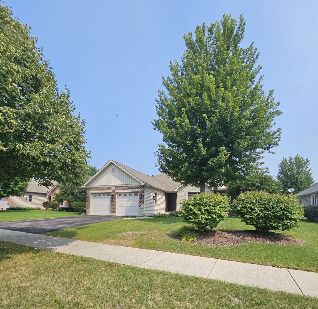 449 Quinlan Avenue
