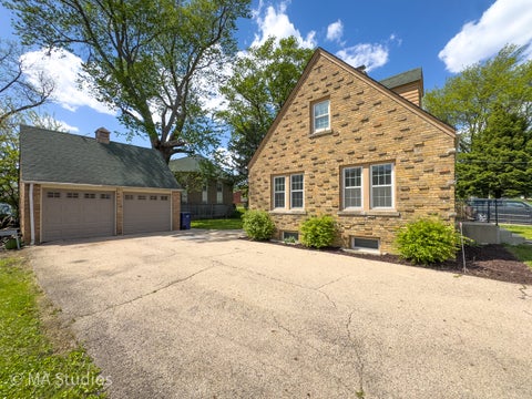 Tiny photo for 216 Wilcox Avenue, Elgin, IL 60123 (MLS # 12643650)