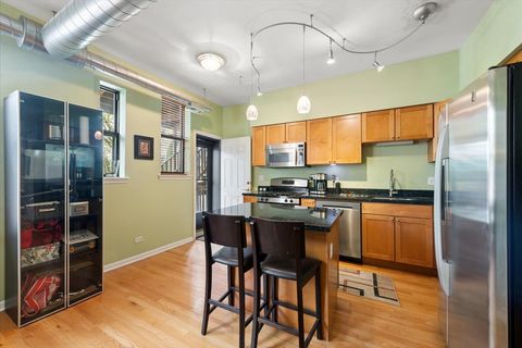 Tiny photo for 5353 N KENMORE Avenue #3A, Chicago, IL 60640 (MLS # 12639501)