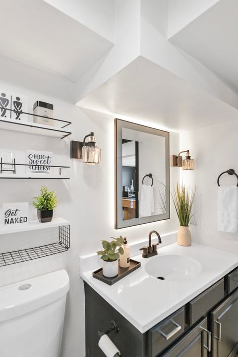 Tiny photo for 1809 Maplewood Court, Lindenhurst, IL 60046 (MLS # 12571021)