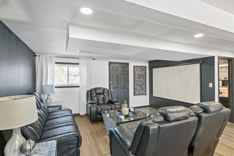 Tiny photo for 1809 Maplewood Court, Lindenhurst, IL 60046 (MLS # 12571021)