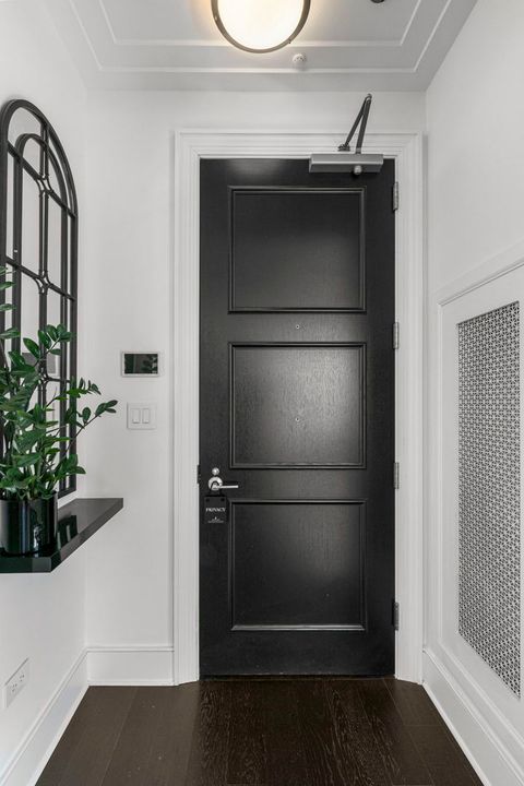 Tiny photo for 118 E Erie Street #25D, Chicago, IL 60611 (MLS # 12585918)