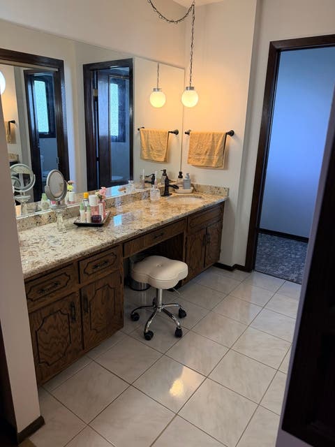 Tiny photo for 8541 S 83rd Avenue, Hickory Hills, IL 60457 (MLS # 12689043)