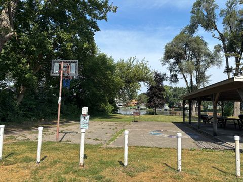 Tiny photo for 2313 Evergreen Avenue, Fox River Grove, IL 60021 (MLS # 12445423)