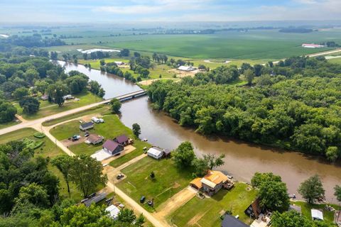 Tiny photo for 18599 317th Street, Long Grove, IA 52756 (MLS # 12598679)