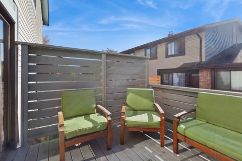 Tiny photo for Darien, IL 60561 (MLS # 12502534)