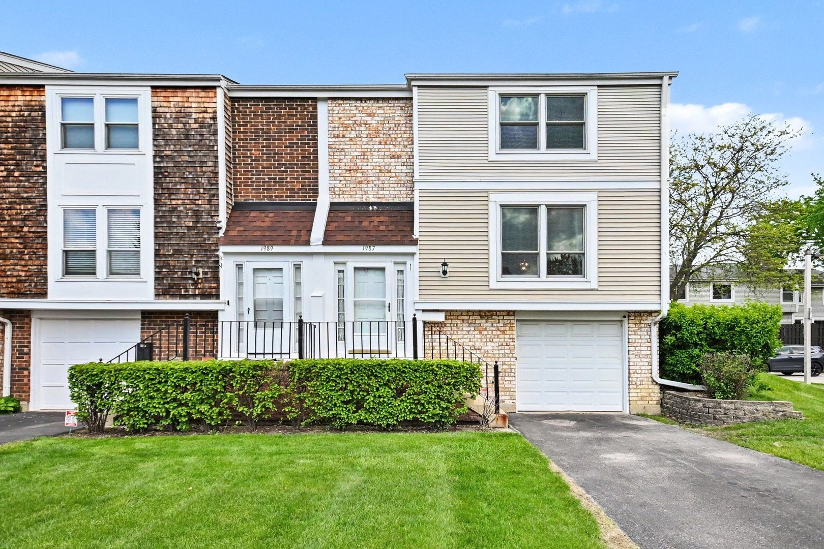 1987 Oxford Lane