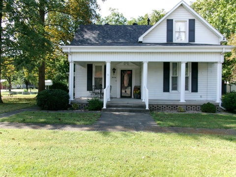 Photo of 304 South Powell Street, Norris City, IL 62869 (MLS # 12758551)