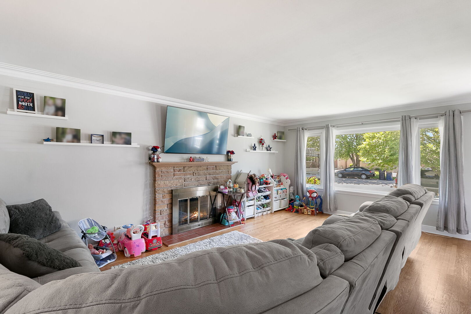 3156 W 100th Street