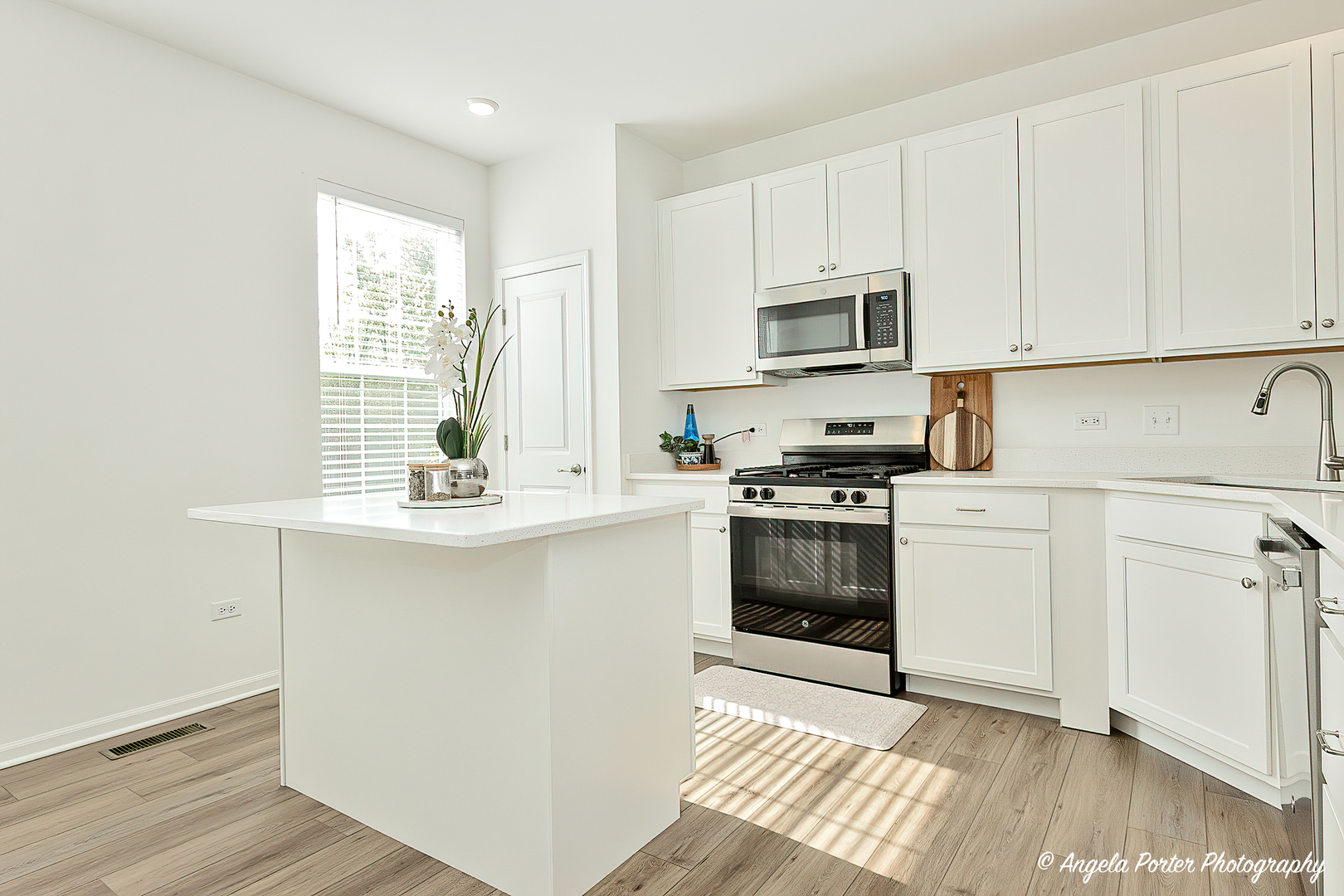 1004 Neubauer Circle