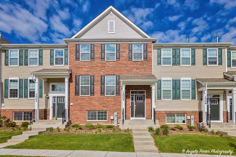 1004 Neubauer Circle Lindenhurst IL 60046