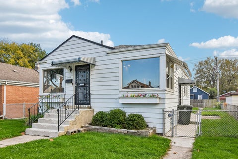 Tiny photo for 505 Monroe Street, Dolton, IL 60419 (MLS # 12785045)