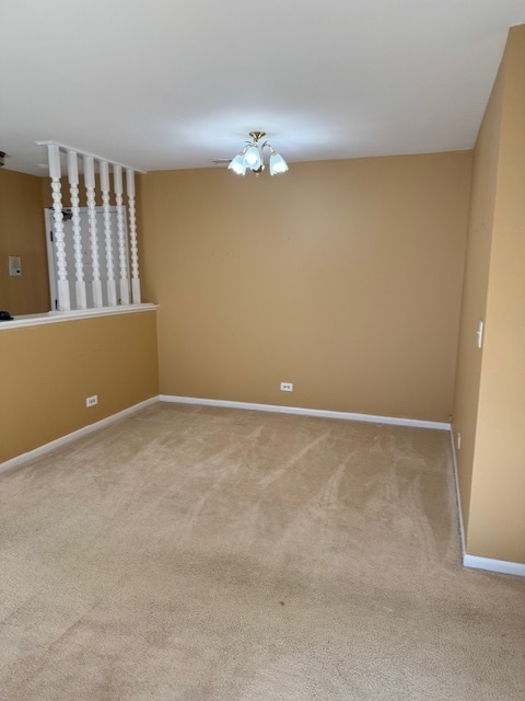 2S405 Emerald Green Drive D