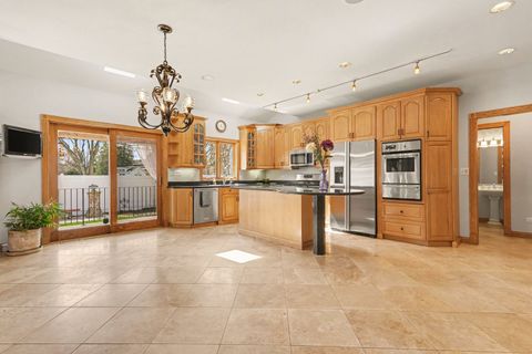Tiny photo for 2975 Glenview Road, Glenview, IL 60025 (MLS # 12598856)