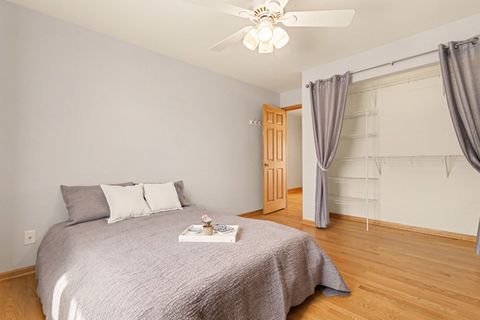 Tiny photo for 2975 Glenview Road, Glenview, IL 60025 (MLS # 12598856)