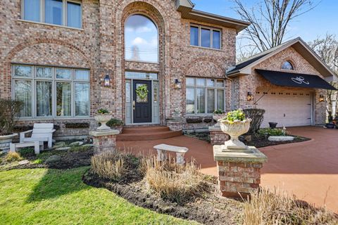 Tiny photo for 2975 Glenview Road, Glenview, IL 60025 (MLS # 12598856)