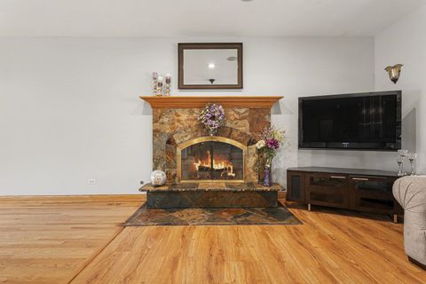 Tiny photo for 2975 Glenview Road, Glenview, IL 60025 (MLS # 12598856)