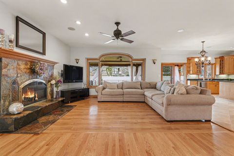 Tiny photo for 2975 Glenview Road, Glenview, IL 60025 (MLS # 12598856)