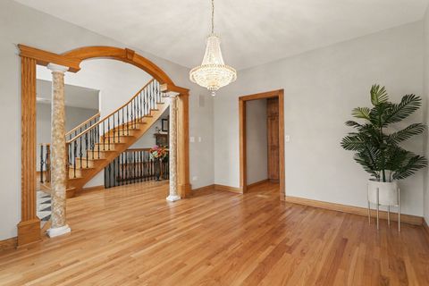Tiny photo for 2975 Glenview Road, Glenview, IL 60025 (MLS # 12598856)