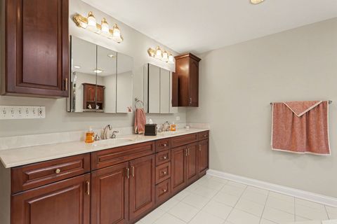 Tiny photo for 2975 Glenview Road, Glenview, IL 60025 (MLS # 12598856)
